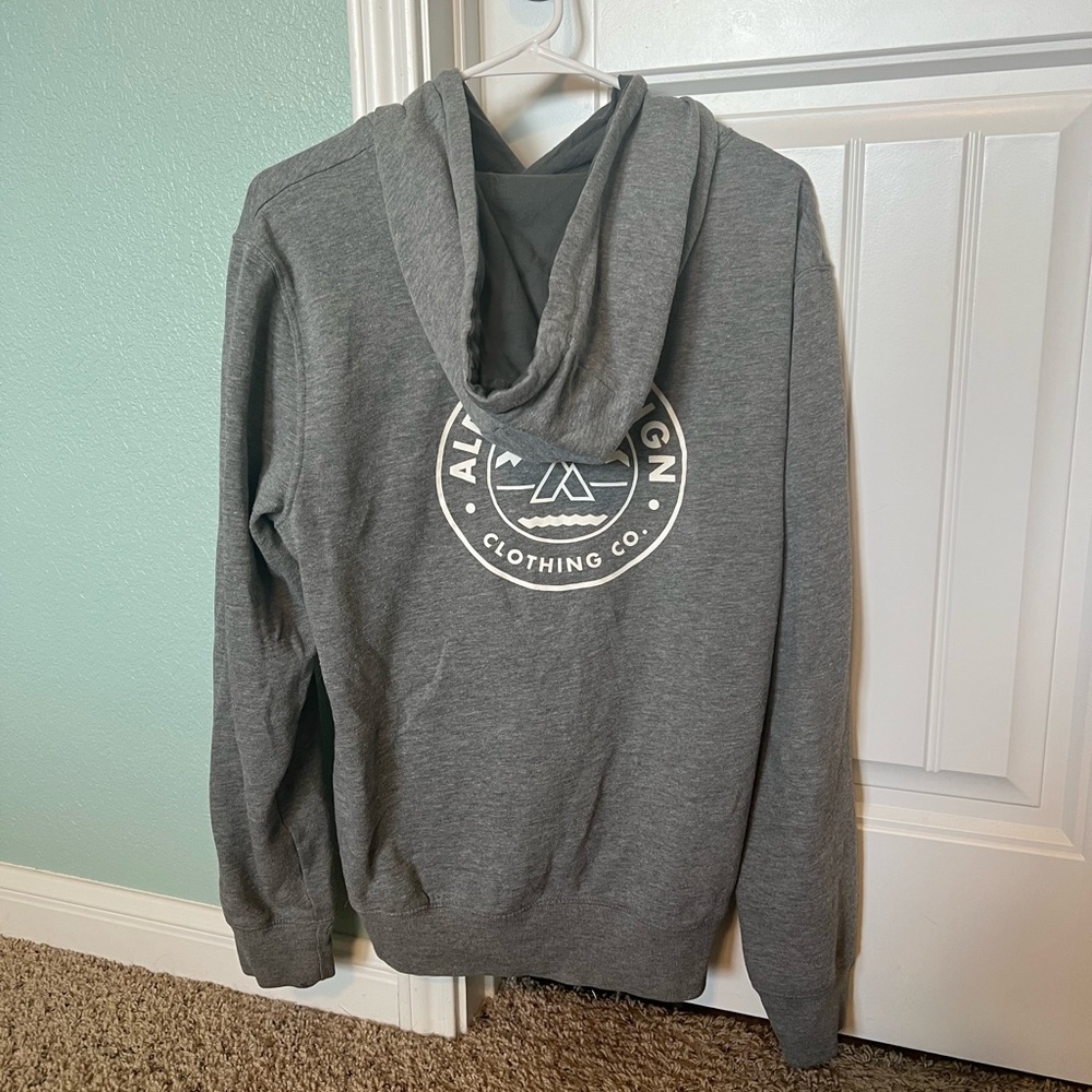 Mens Small Alpine Design Hoodie